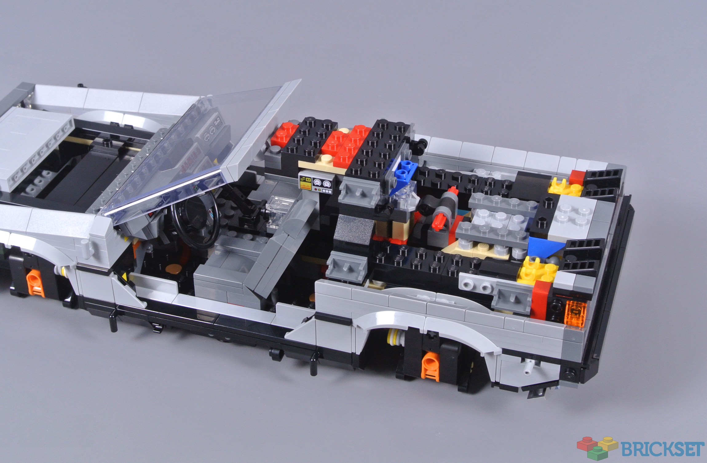 LEGO 10300 Back to the Future Time Machine review | Brickset